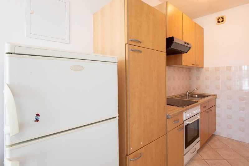 Apartmani Dubravko Putniković エクステリア 写真