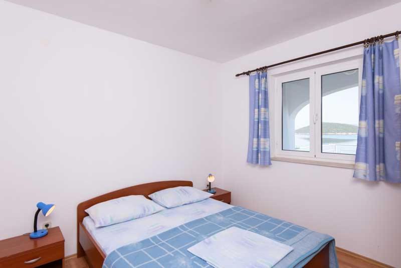 Apartmani Dubravko Putniković エクステリア 写真